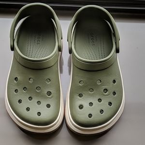 *ONE OF A KIND* Olive green CROCS